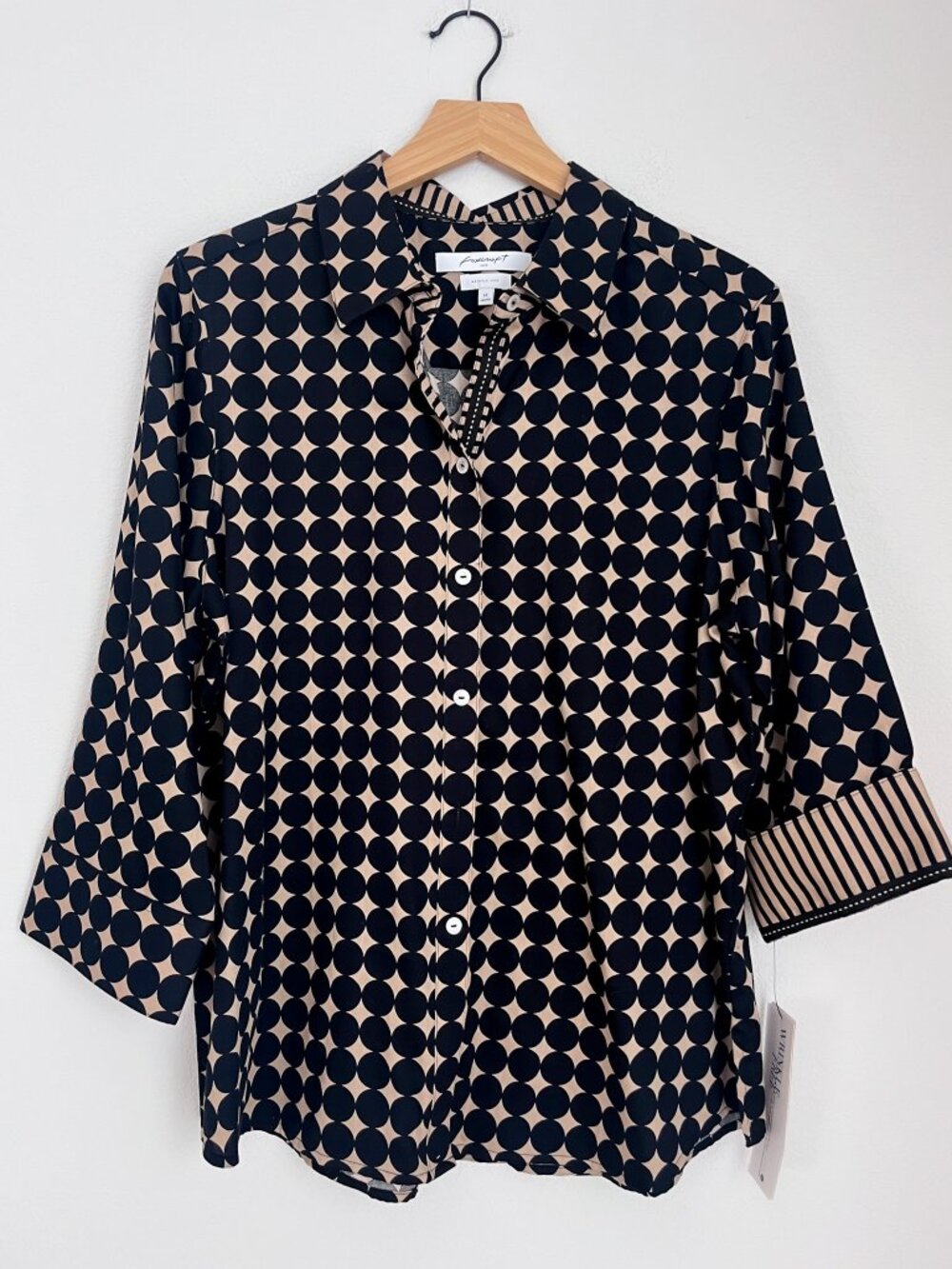 NWT Foxcroft Ava 14 Optic Dot Wrinkle Free Button Front 3/4 Sleeve Shirt